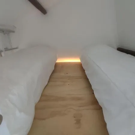 Maison Pour 6 Personnes Au Calme